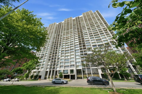 Photo of 3200 N Lake Shore Drive #2102, Chicago, IL 60657 (MLS # 12756943)