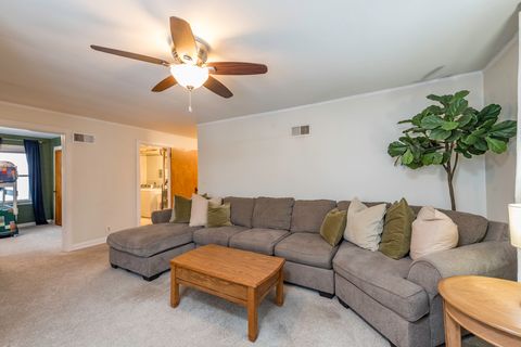 Tiny photo for 1009 Osmond Avenue, Antioch, IL 60002 (MLS # 12526950)