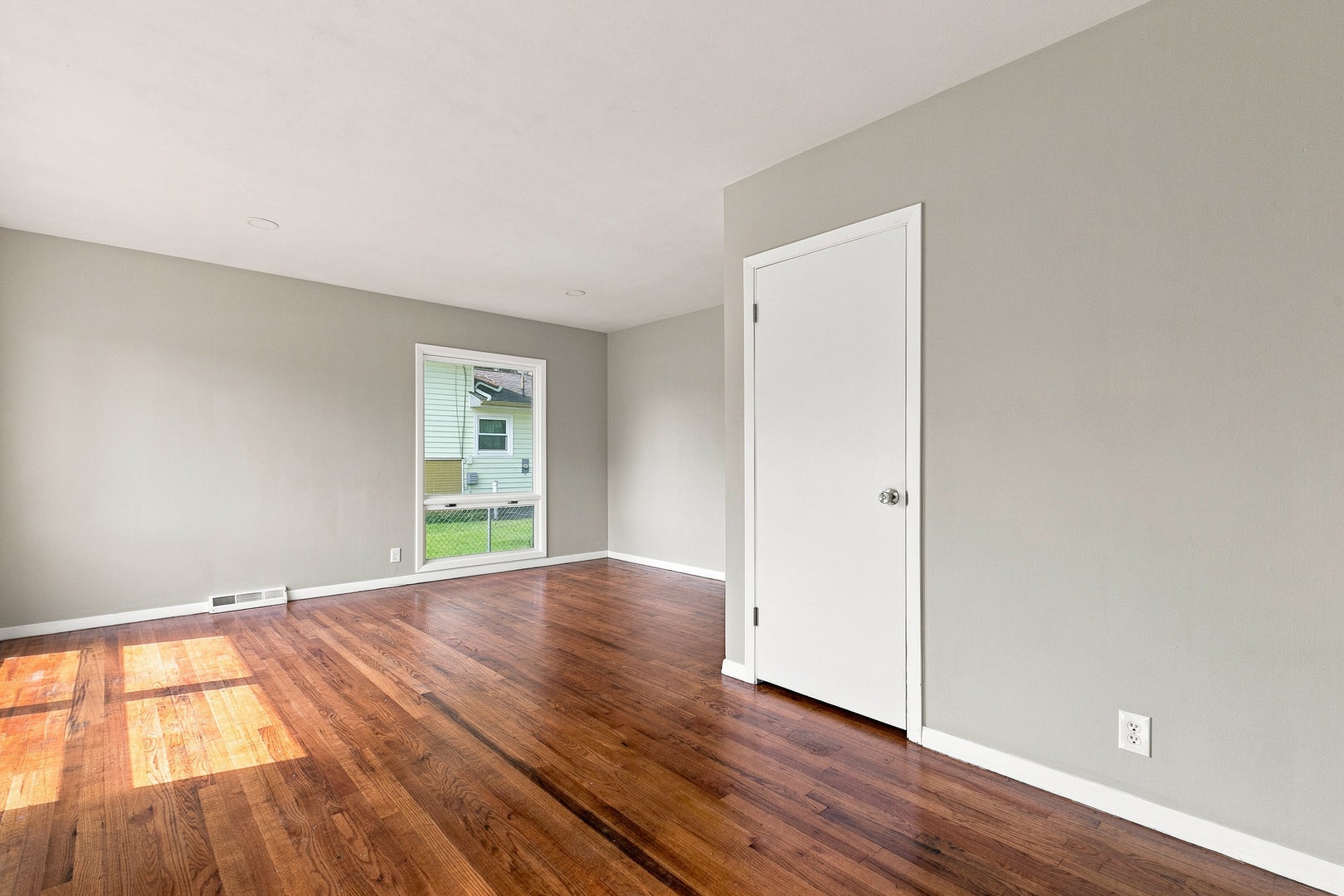 5011 48th Street