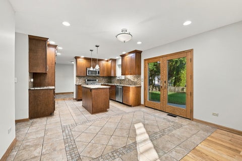 Tiny photo for 5311 Poplar Glen Court, Plainfield, IL 60586 (MLS # 12786893)