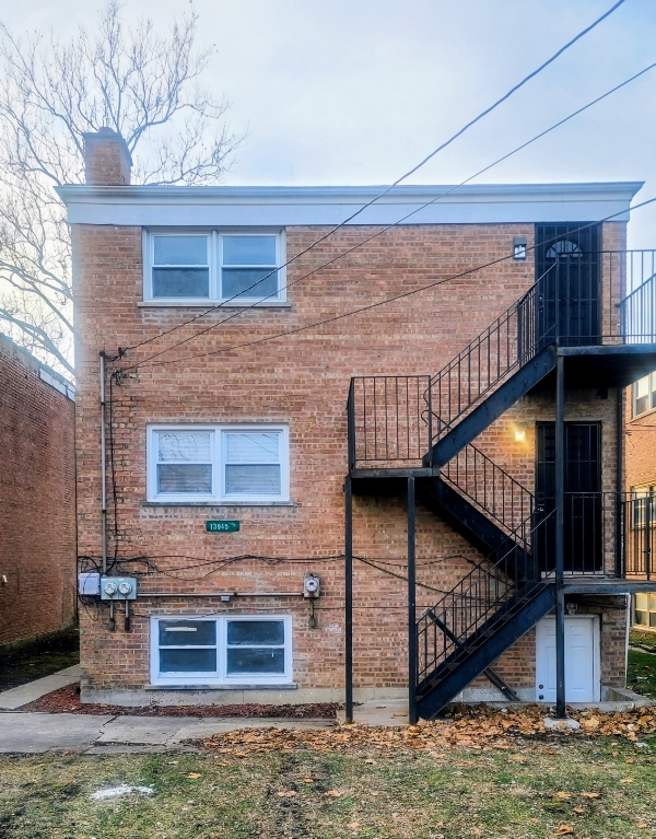 13945 S Dearborn Street