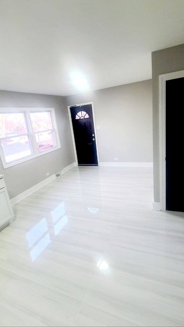 13945 S Dearborn Street