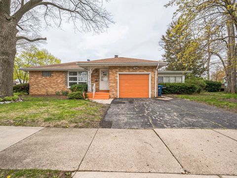 2010 W Monroe Street Waukegan IL 60085