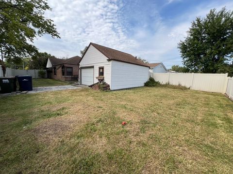 Tiny photo for 10059 S Spaulding Avenue, Evergreen Park, IL 60805 (MLS # 12496626)