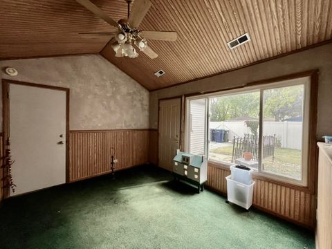 Tiny photo for 10059 S Spaulding Avenue, Evergreen Park, IL 60805 (MLS # 12496626)