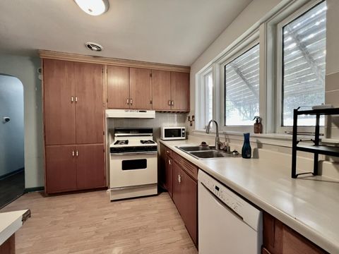 Tiny photo for 10059 S Spaulding Avenue, Evergreen Park, IL 60805 (MLS # 12496626)