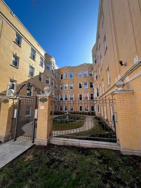 Photo of 7411 N Hoyne Avenue #2, Chicago, IL 60645 (MLS # 12648353)