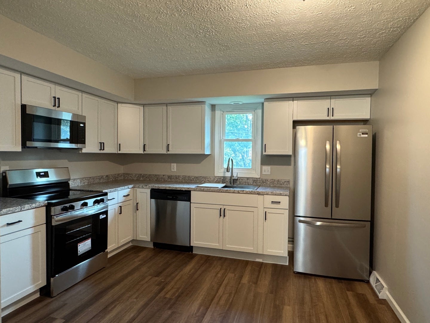 110 W 46th Street 0