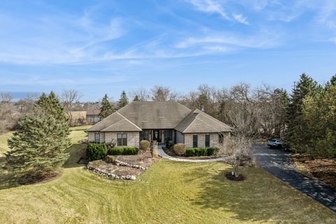 Tiny photo for 24963 N Abbey Glenn Drive, Hawthorn Woods, IL 60047 (MLS # 12593483)