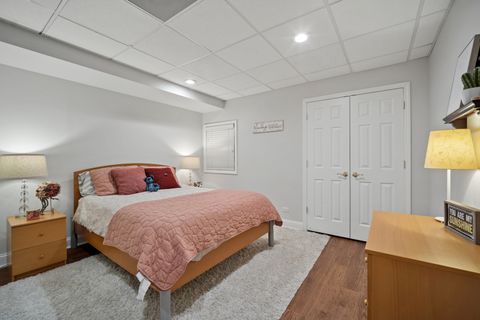 Tiny photo for 24963 N Abbey Glenn Drive, Hawthorn Woods, IL 60047 (MLS # 12593483)