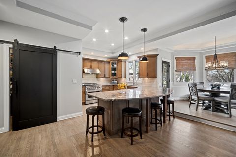 Tiny photo for 24963 N Abbey Glenn Drive, Hawthorn Woods, IL 60047 (MLS # 12593483)