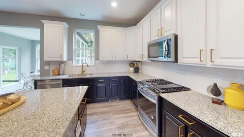 Tiny photo for Lot 12 Faiths Way, Bettendorf, IA 52722 (MLS # QC4269926)