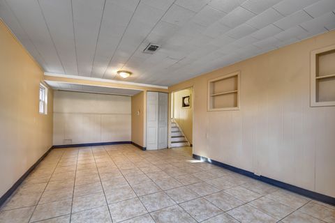 Tiny photo for 7754 S Mcvicker Avenue, Burbank, IL 60459 (MLS # 12545279)