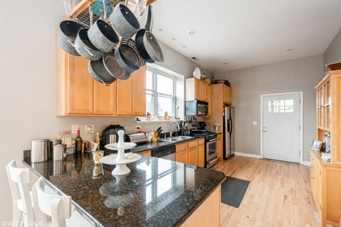 Tiny photo for 2901 W Washington Boulevard #2, Chicago, IL 60612 (MLS # 12605614)