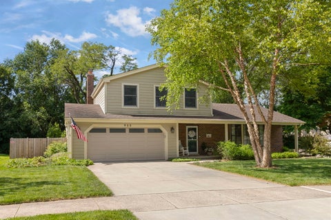 Tiny photo for 908 Kennebec Lane, Naperville, IL 60563 (MLS # 12662717)