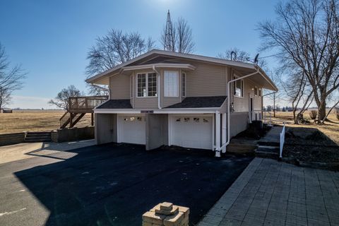 Photo of 8611 Huber Road, Belvidere, IL 61008 (MLS # 12536886)