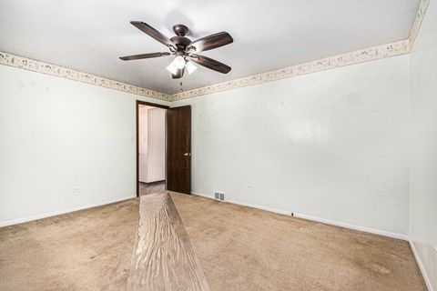 Tiny photo for 9835 Rutherford Avenue, Oak Lawn, IL 60453 (MLS # 12592152)