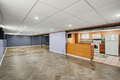 Tiny photo for 9835 Rutherford Avenue, Oak Lawn, IL 60453 (MLS # 12592152)