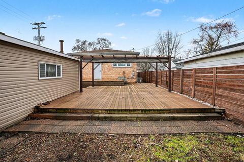 Tiny photo for 9835 Rutherford Avenue, Oak Lawn, IL 60453 (MLS # 12592152)