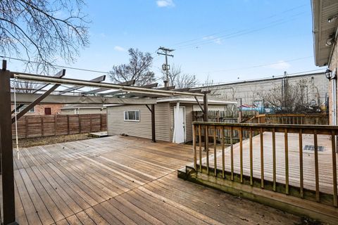 Tiny photo for 9835 Rutherford Avenue, Oak Lawn, IL 60453 (MLS # 12592152)