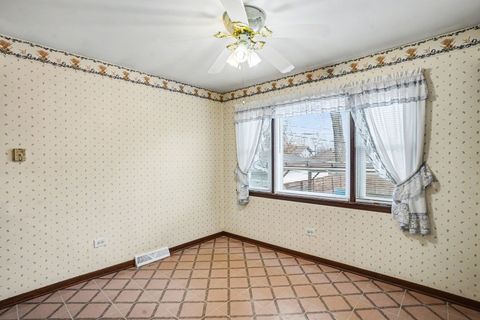 Tiny photo for 9835 Rutherford Avenue, Oak Lawn, IL 60453 (MLS # 12592152)