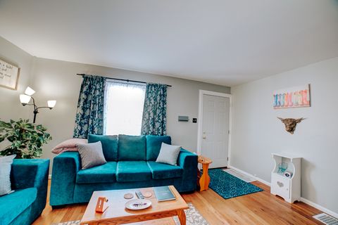 Tiny photo for 122 W Harrison Avenue, Cissna Park, IL 60924 (MLS # 12565642)