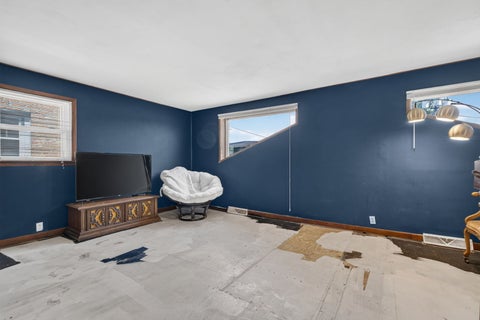 Tiny photo for 5941 S Parkside Avenue, Chicago, IL 60638 (MLS # 12756482)