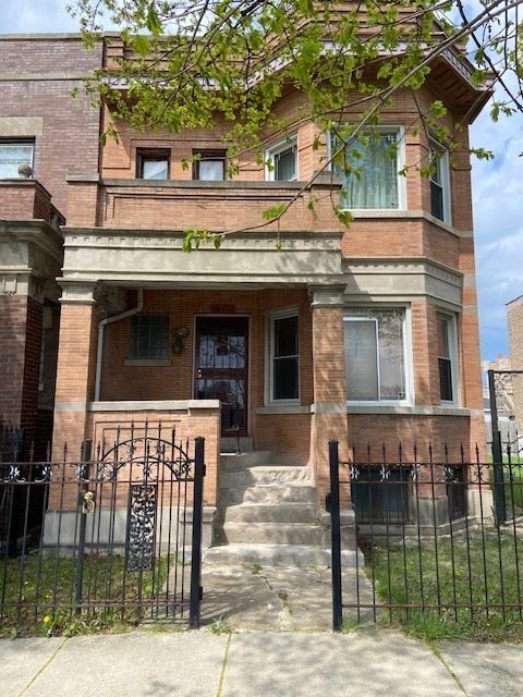3544 W Congress Parkway Chicago IL 60624