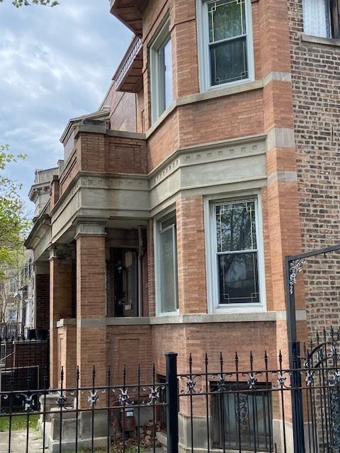 Tiny photo for 3544 W Congress Parkway, Chicago, IL 60624 (MLS # 12345932)