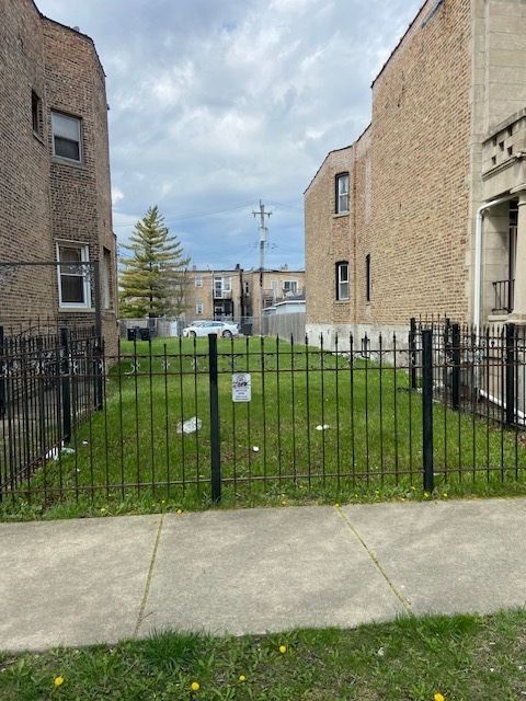 Tiny photo for 3544 W Congress Parkway, Chicago, IL 60624 (MLS # 12345932)