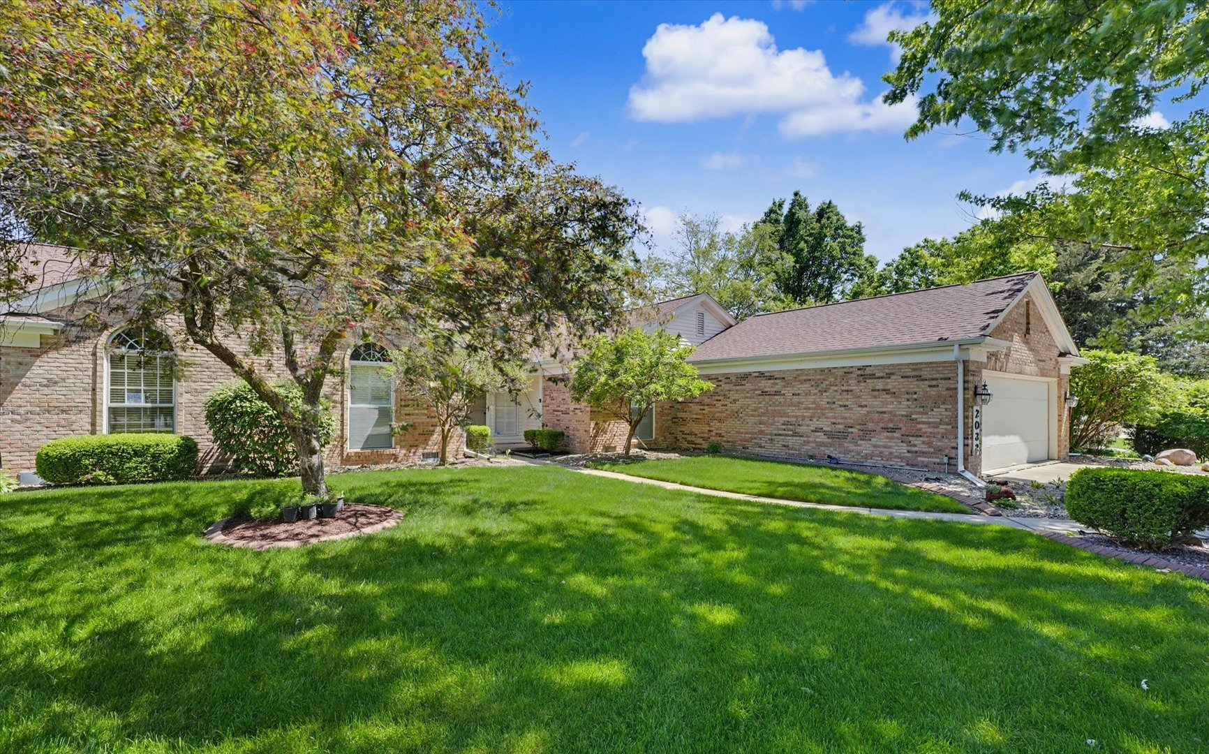 2032 Bentbrook Drive 2032
