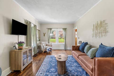 Tiny photo for 403 E High Street, Davenport, IA 52803 (MLS # 12730992)