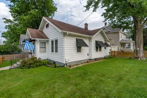 Tiny photo for 403 E High Street, Davenport, IA 52803 (MLS # 12730992)