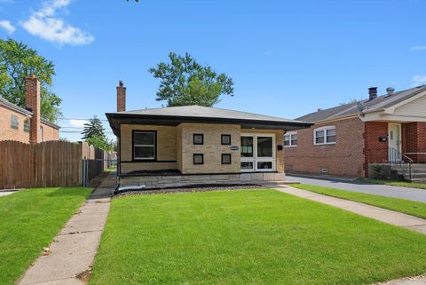 Tiny photo for 14409 Kimbark Avenue, Dolton, IL 60419 (MLS # 12476442)