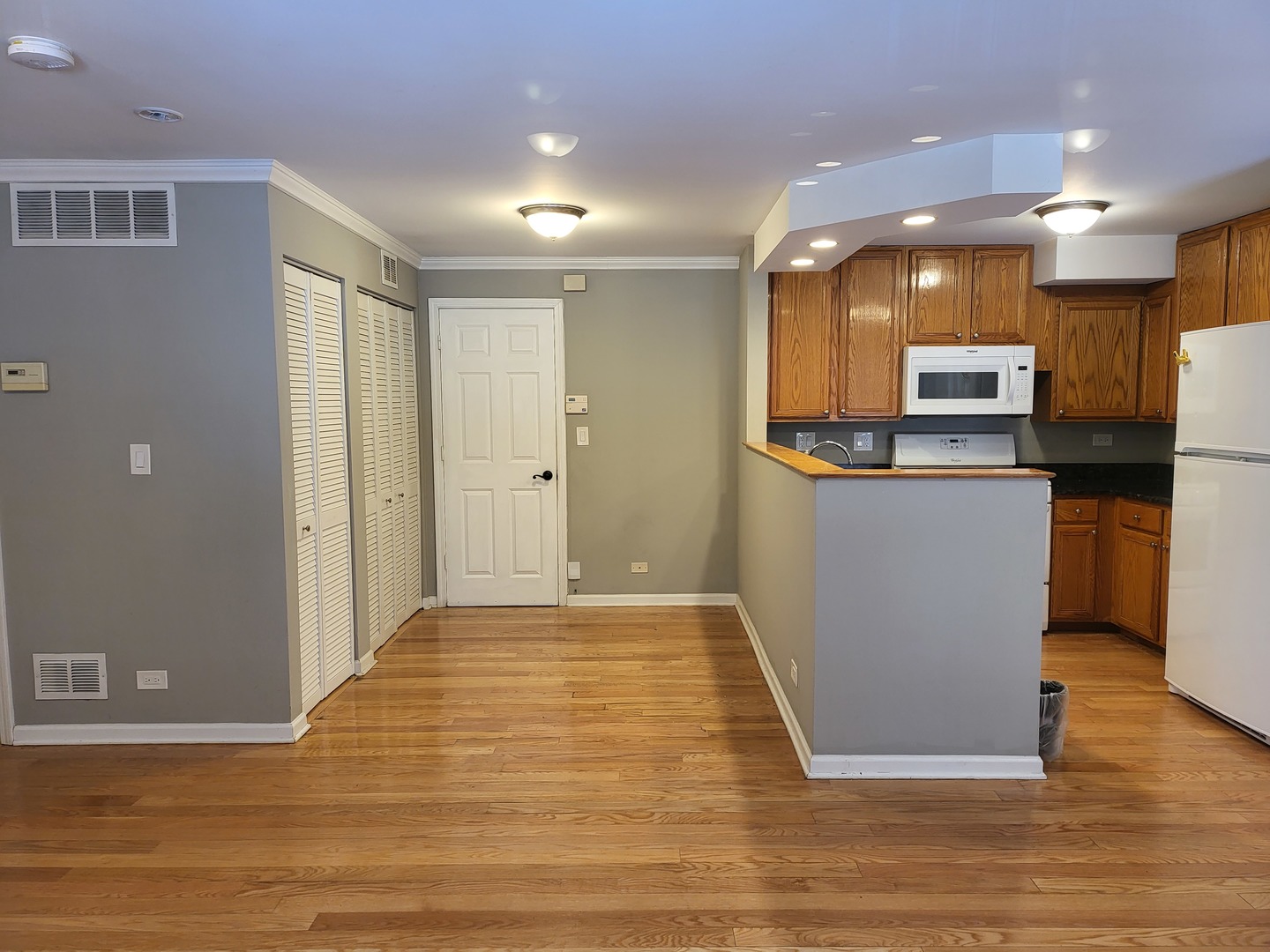 2403 W Flournoy Street A