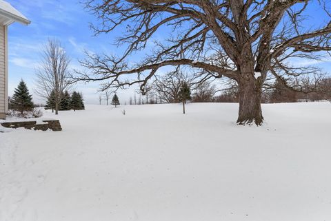 Tiny photo for 8207 Squirrel Drive, Spring Grove, IL 60081 (MLS # 12528446)