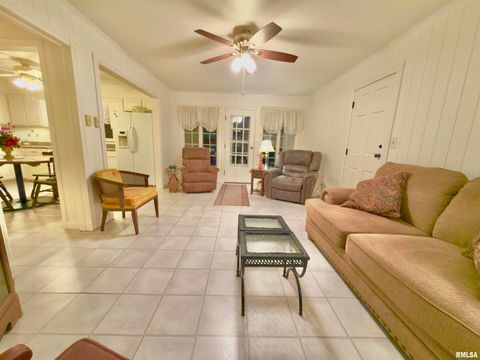 Tiny photo for 3831 E STATE Highway, Shumway, IL 62461 (MLS # EB460672)