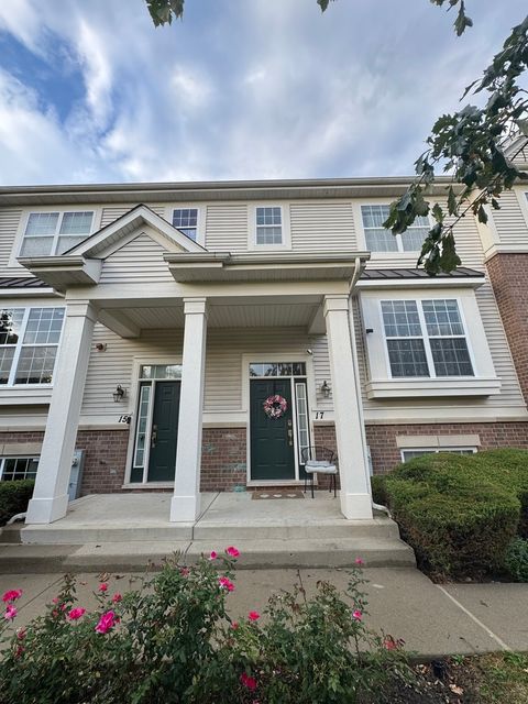 17 E Willow Road 17 Wheeling IL 60090