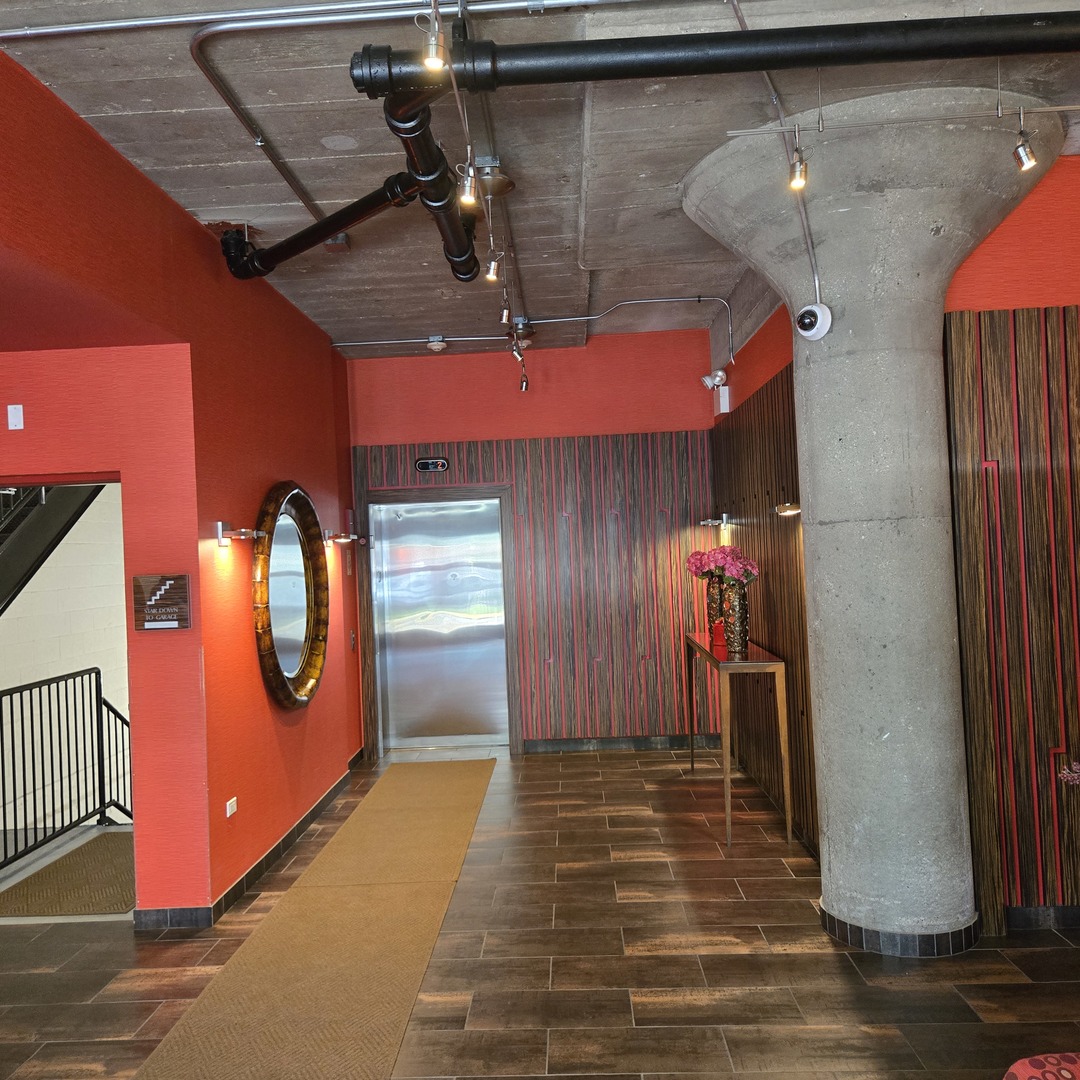 1111 W 15TH Street 228