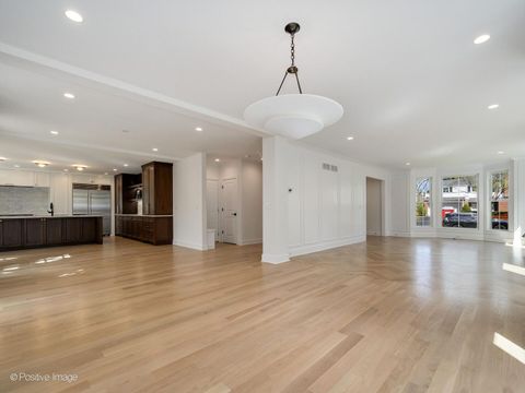 Tiny photo for 915 Pontiac Road, Wilmette, IL 60091 (MLS # 12623373)