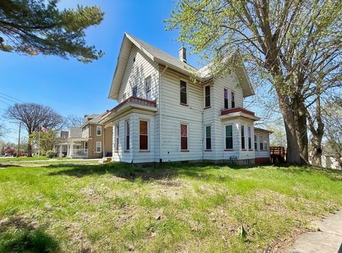 Tiny photo for 1155 12th Avenue, Moline, IL 61265 (MLS # 12622890)