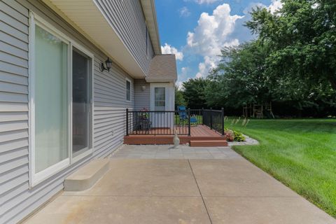 Tiny photo for 3319 Peppertree Lane, Bloomington, IL 61704 (MLS # 12696555)