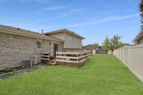 Tiny photo for 8218 170th Street, Tinley Park, IL 60477 (MLS # 12633292)