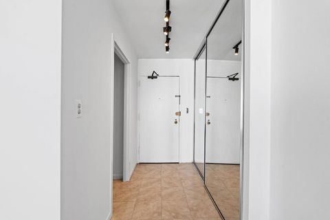 Tiny photo for 5455 N Sheridan Road #3611, Chicago, IL 60640 (MLS # 12580807)