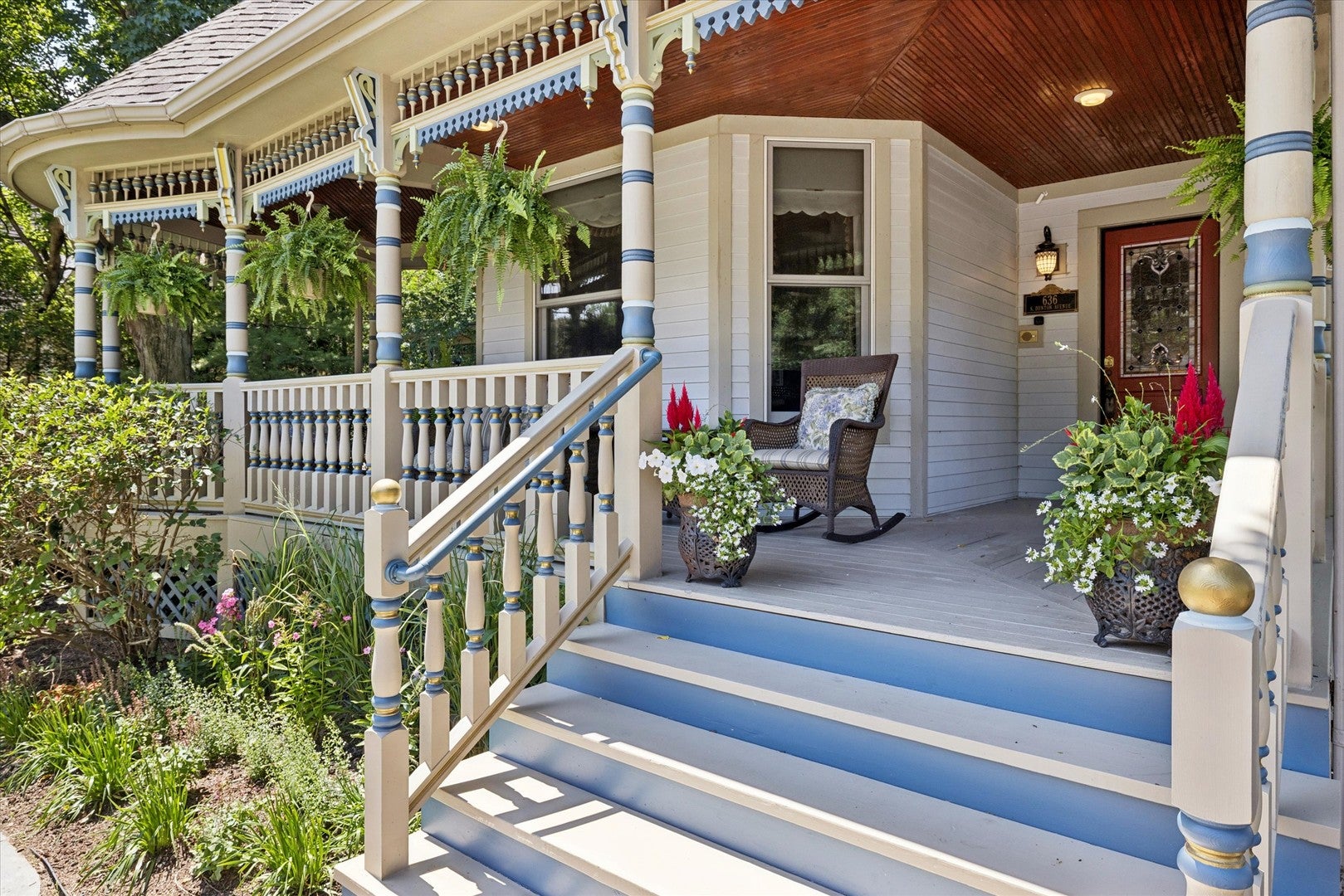 636 N Dunton Avenue