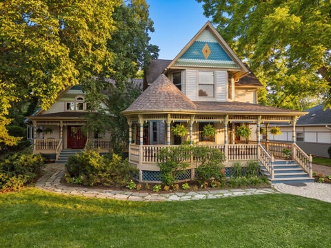 Photo of 636 N Dunton Avenue, Arlington Heights, IL 60004 (MLS # 12771538)