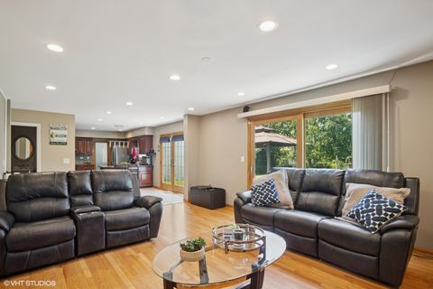 Tiny photo for 523 N Ela Road, Barrington, IL 60010 (MLS # 12500777)