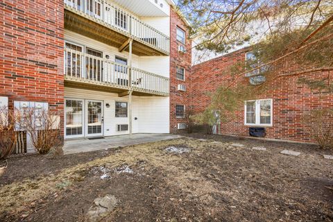 Tiny photo for 330 LEAH Lane #1F, Woodstock, IL 60098 (MLS # 12582766)