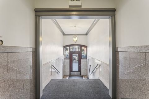 Tiny photo for 4445 N Magnolia Avenue #3, Chicago, IL 60640 (MLS # 12617321)