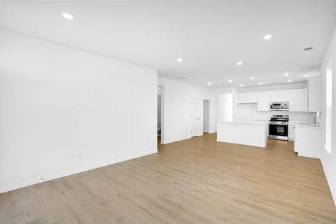 Tiny photo for 4216 Meadowridge Road, Woodstock, IL 60098 (MLS # 12534499)